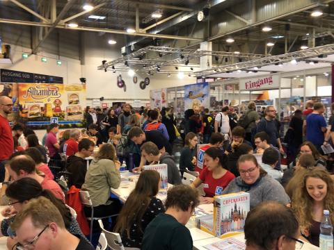 Essen Spiel Yfirlitsmynd